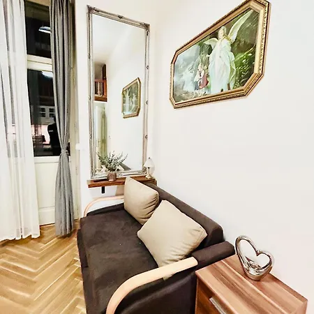 아파트 Cozy Design With Terrace 프라하