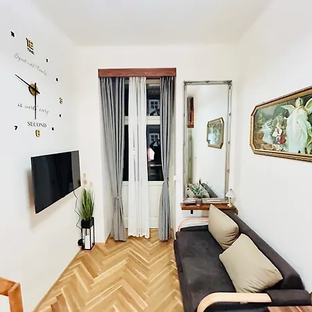 דירה Cozy Design With Terrace פראג